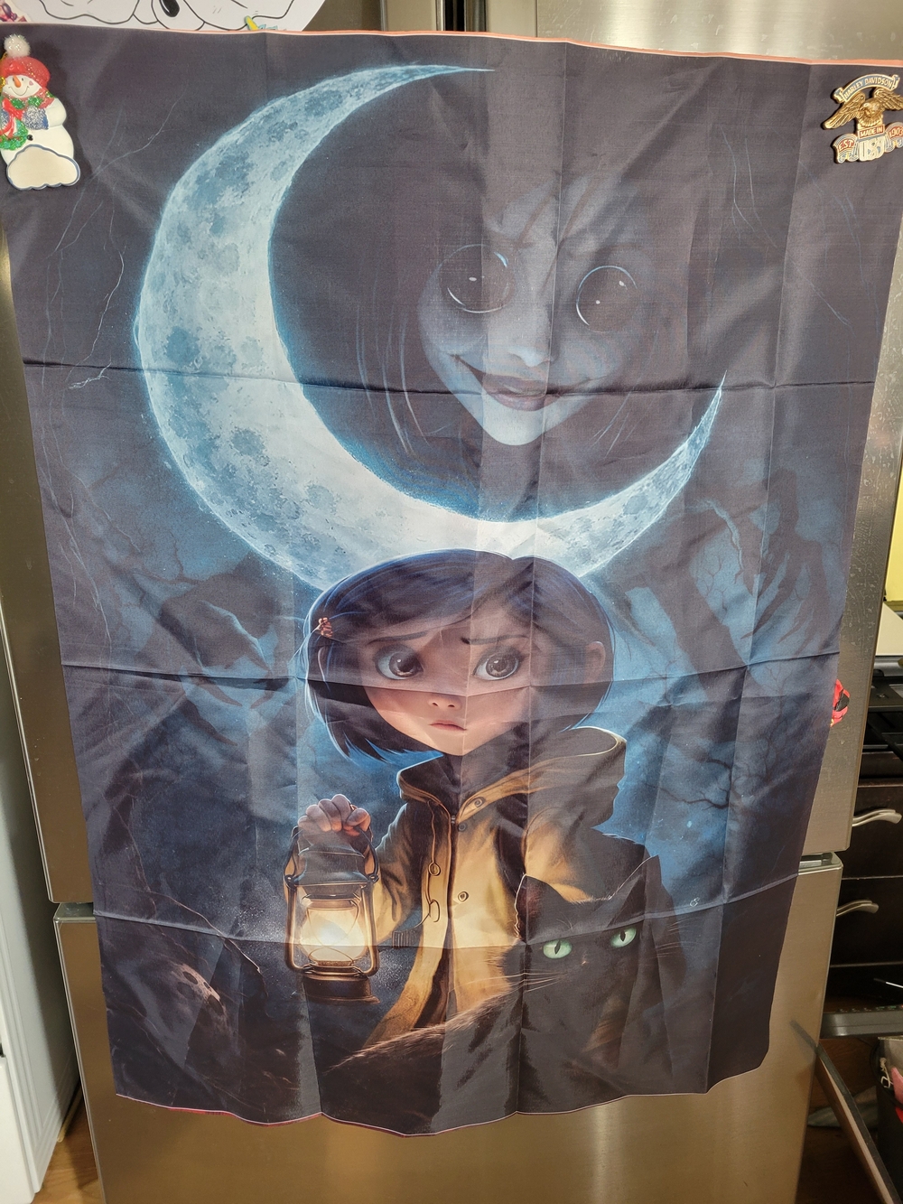 🧋NEW🧋Coraline Wall Tapestry - Charming Night Scene